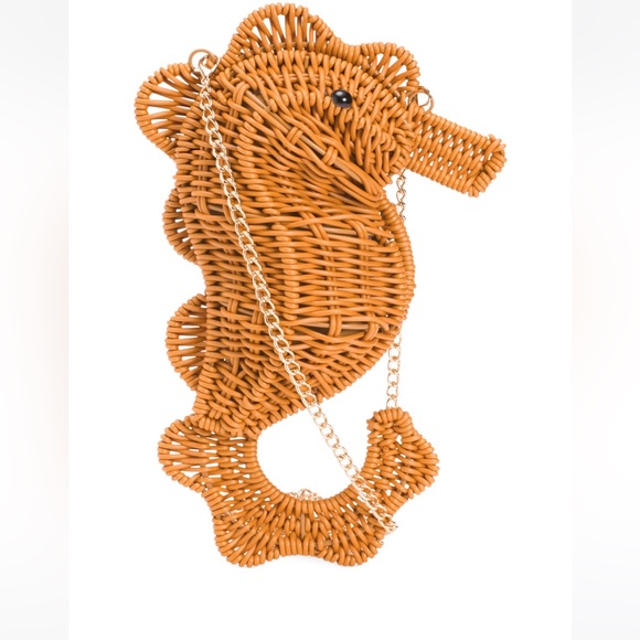 Tommy Bahama Handbags - Tommy Bahama Seahorse Woven Wicker Bag with Gold Crossbody Chain NWT